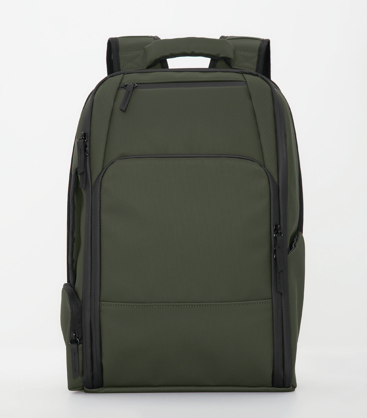 COAL HARBOUR® BOARDROOM TRAVEL BACKPACK. 23.5L
